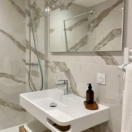 Cadiamare Apartment *