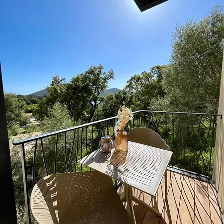 Cadiamare Apartment *